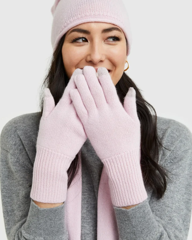 natural-cashmere-winter-gloves-quince-the-filtery