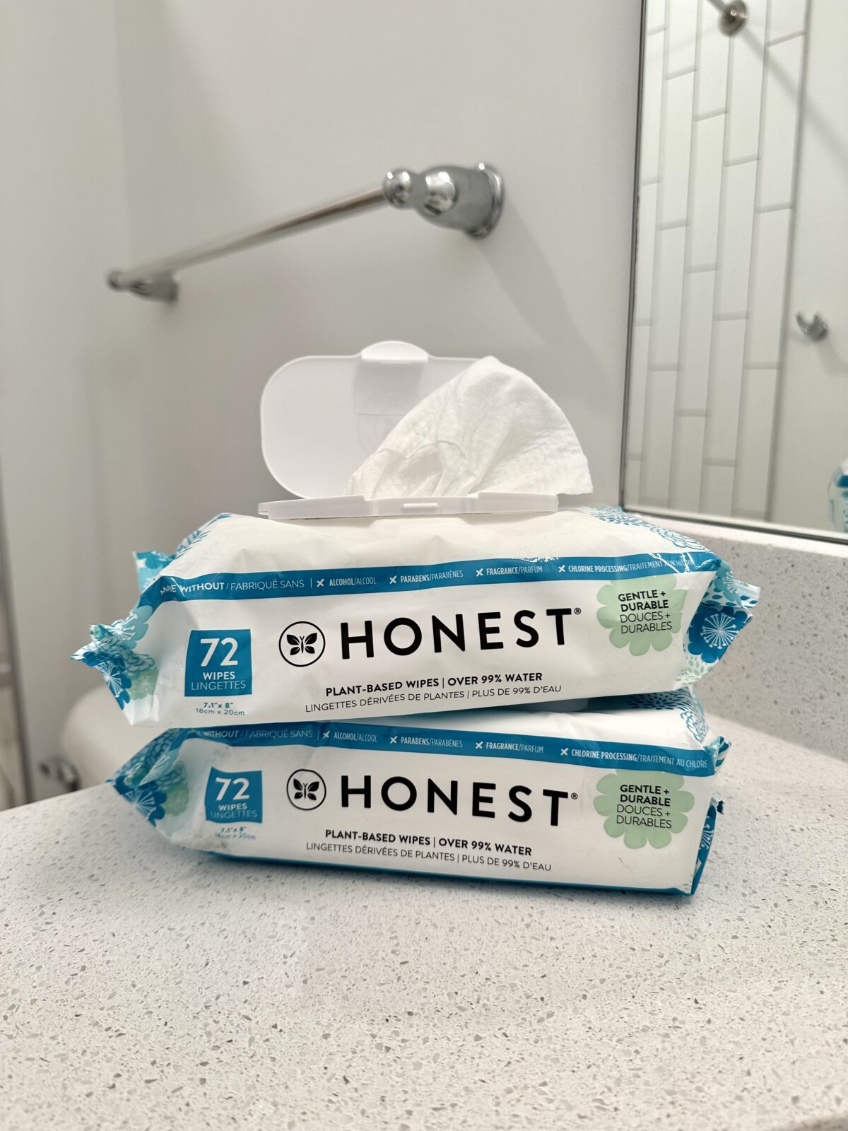 best non-toxic baby wipes from Honest on TheFiltery.com
